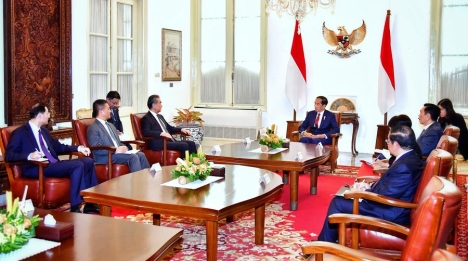 Китай поддерживает Индонезию в том, чтобы она играла роль крупной страны -- глава МИД КНР
